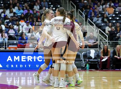 Thumbnail 2 in Grand Oaks vs. Cinco Ranch (UIL 6A Volleyball Final) photogallery.
