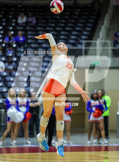 Thumbnail 2 in Grand Oaks vs. Cinco Ranch (UIL 6A Volleyball Final) photogallery.