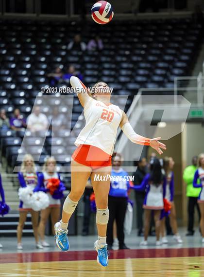 Thumbnail 2 in Grand Oaks vs. Cinco Ranch (UIL 6A Volleyball Final) photogallery.