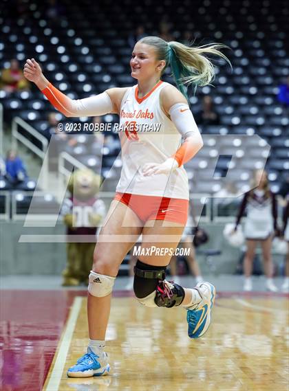 Thumbnail 3 in Grand Oaks vs. Cinco Ranch (UIL 6A Volleyball Final) photogallery.