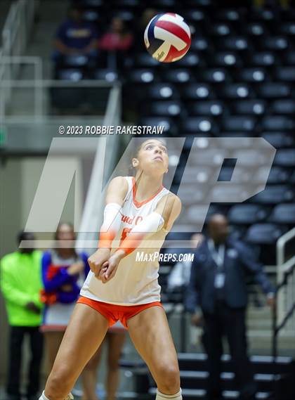 Thumbnail 3 in Grand Oaks vs. Cinco Ranch (UIL 6A Volleyball Final) photogallery.