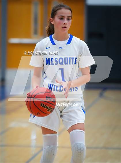 Thumbnail 1 in Gilbert @ Mesquite photogallery.