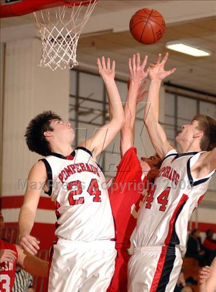 Thumbnail 2 in Pomperaug vs. Berlin (Merit Insurance Classic) photogallery.
