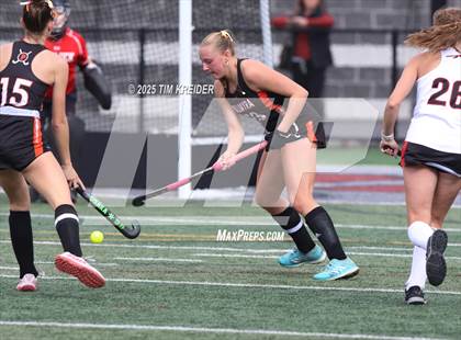 Thumbnail 1 in Warwick @ Palmyra (PIAA 2A Round Four Playoff) photogallery.