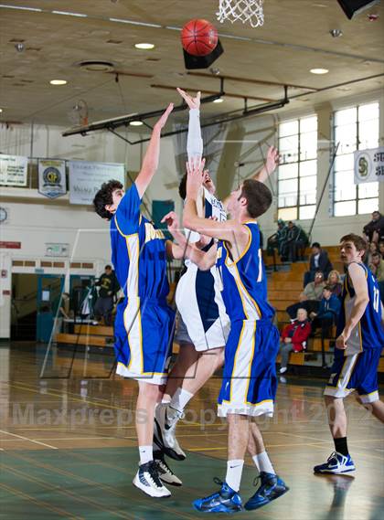 Thumbnail 2 in Camarillo [Adolfo] vs Nordhoff (Santa Barbara Holiday Classic) photogallery.