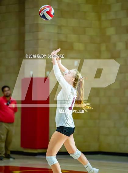 Thumbnail 3 in Cathedral Catholic vs. Bishop's (CIF SDS Open Playoff) photogallery.