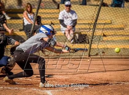 Thumbnail 3 in Agoura vs North photogallery.