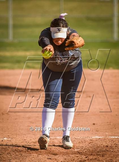 Thumbnail 2 in Agoura vs North photogallery.