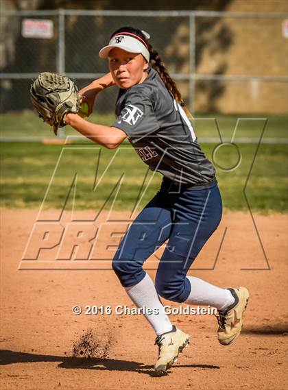 Thumbnail 1 in Agoura vs North photogallery.