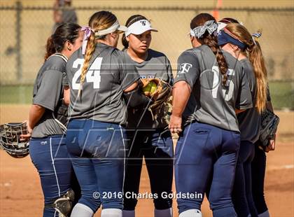 Thumbnail 3 in Agoura vs North photogallery.