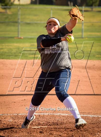 Thumbnail 1 in Agoura vs North photogallery.