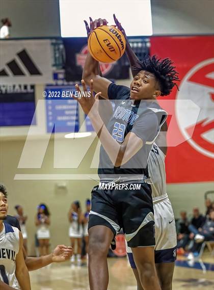 Thumbnail 3 in Newton vs Norcross (Hawks-Naismith Holiday Classic) photogallery.