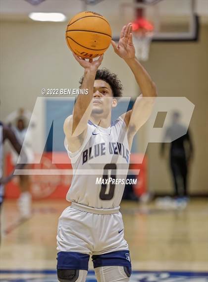 Thumbnail 2 in Newton vs Norcross (Hawks-Naismith Holiday Classic) photogallery.