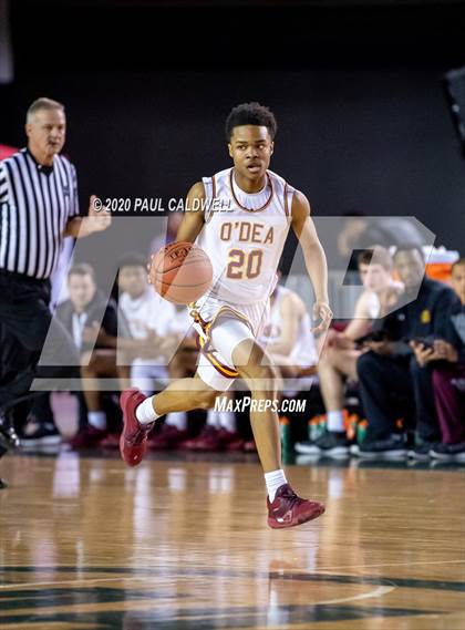 Thumbnail 3 in Rainier Beach vs. O'Dea (WIAA 3A Semifinal)  photogallery.