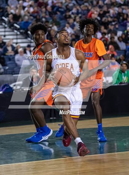 Thumbnail 2 in Rainier Beach vs. O'Dea (WIAA 3A Semifinal)  photogallery.