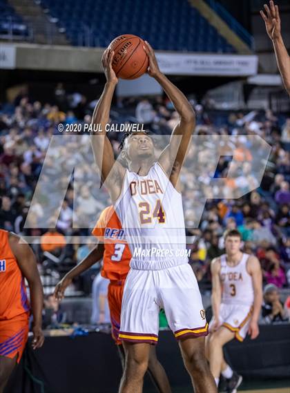 Thumbnail 1 in Rainier Beach vs. O'Dea (WIAA 3A Semifinal)  photogallery.