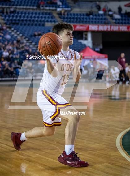 Thumbnail 3 in Rainier Beach vs. O'Dea (WIAA 3A Semifinal)  photogallery.