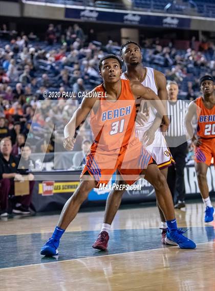Thumbnail 2 in Rainier Beach vs. O'Dea (WIAA 3A Semifinal)  photogallery.