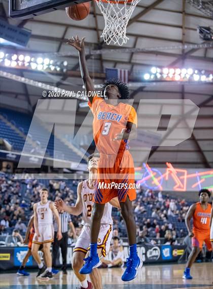 Thumbnail 3 in Rainier Beach vs. O'Dea (WIAA 3A Semifinal)  photogallery.
