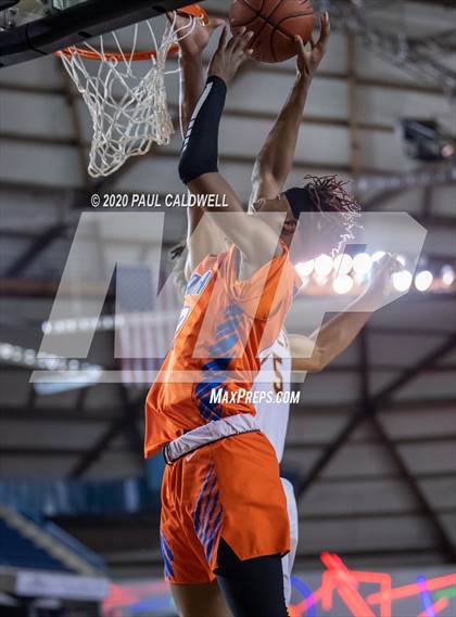 Thumbnail 1 in Rainier Beach vs. O'Dea (WIAA 3A Semifinal)  photogallery.