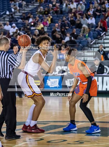 Thumbnail 1 in Rainier Beach vs. O'Dea (WIAA 3A Semifinal)  photogallery.