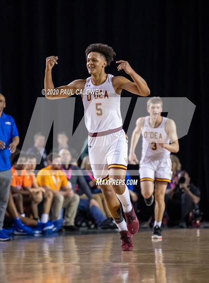 Thumbnail 2 in Rainier Beach vs. O'Dea (WIAA 3A Semifinal)  photogallery.