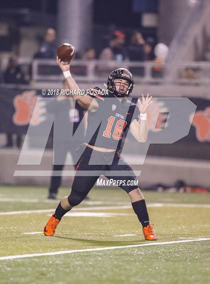 Thumbnail 2 in Folsom @ Central (CIF State 1-AA NorCal Championship) photogallery.