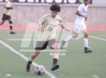 Thumbnail 1 in Holtville vs. St. Francis (27th Annual SoCal Soccer Classic) photogallery.