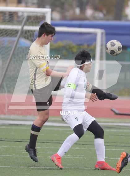 Thumbnail 1 in Holtville vs. St. Francis (27th Annual SoCal Soccer Classic) photogallery.