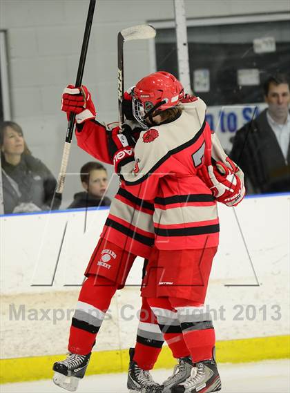 Thumbnail 1 in Conard @ Simsbury photogallery.