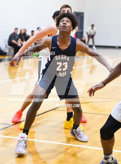 Thumbnail 3 in Williams Field vs. Sierra Linda (Valley Christian Boys Basketball Thanksgiving Tournament) photogallery.