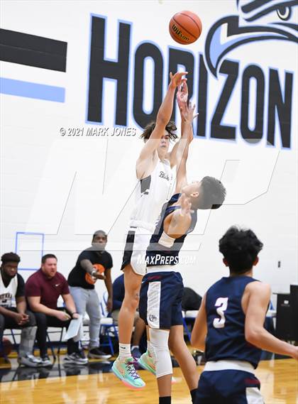 Thumbnail 1 in Williams Field vs. Sierra Linda (Valley Christian Boys Basketball Thanksgiving Tournament) photogallery.