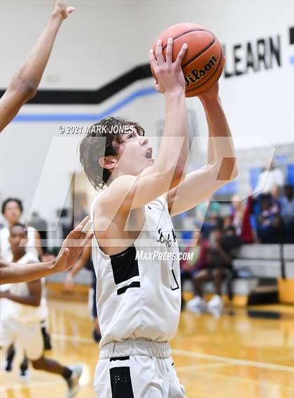 Thumbnail 3 in Williams Field vs. Sierra Linda (Valley Christian Boys Basketball Thanksgiving Tournament) photogallery.