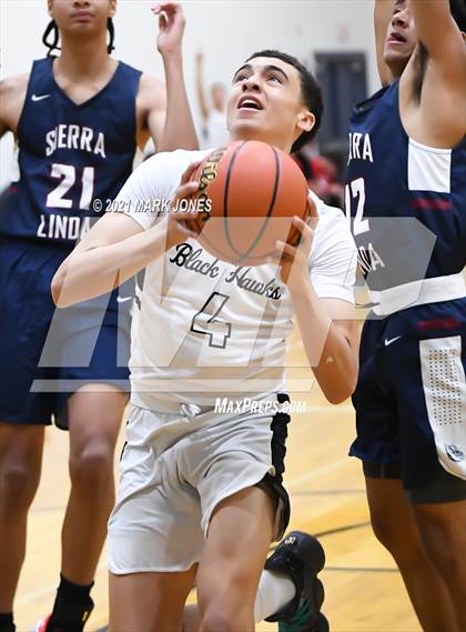 Thumbnail 1 in Williams Field vs. Sierra Linda (Valley Christian Boys Basketball Thanksgiving Tournament) photogallery.