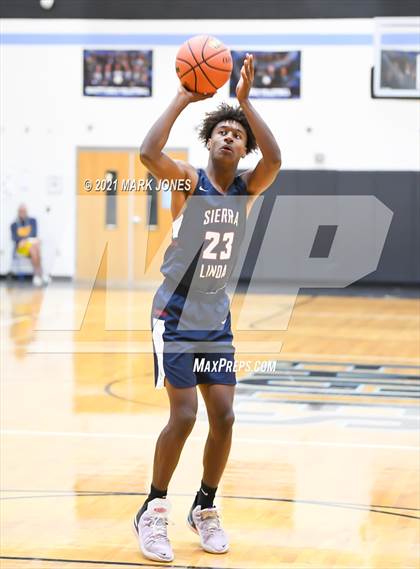 Thumbnail 2 in Williams Field vs. Sierra Linda (Valley Christian Boys Basketball Thanksgiving Tournament) photogallery.