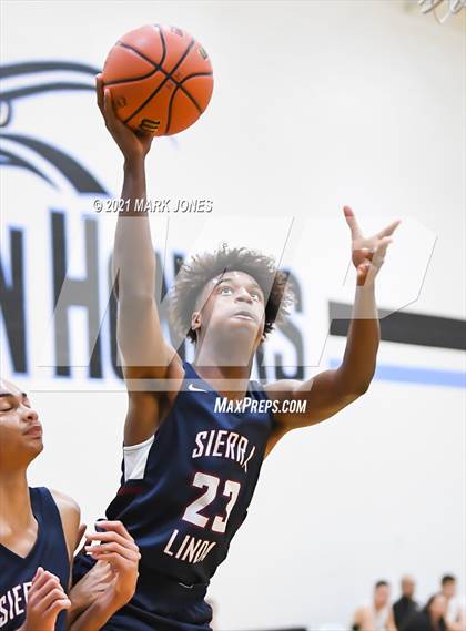 Thumbnail 3 in Williams Field vs. Sierra Linda (Valley Christian Boys Basketball Thanksgiving Tournament) photogallery.