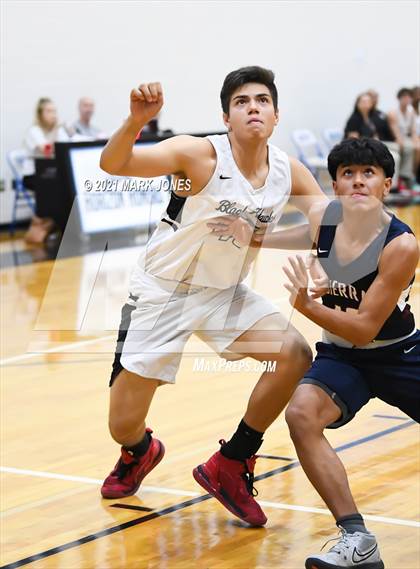 Thumbnail 2 in Williams Field vs. Sierra Linda (Valley Christian Boys Basketball Thanksgiving Tournament) photogallery.