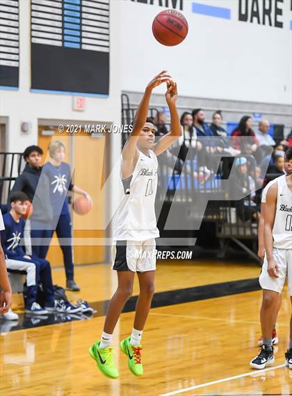 Thumbnail 1 in Williams Field vs. Sierra Linda (Valley Christian Boys Basketball Thanksgiving Tournament) photogallery.