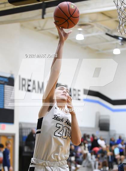 Thumbnail 3 in Williams Field vs. Sierra Linda (Valley Christian Boys Basketball Thanksgiving Tournament) photogallery.