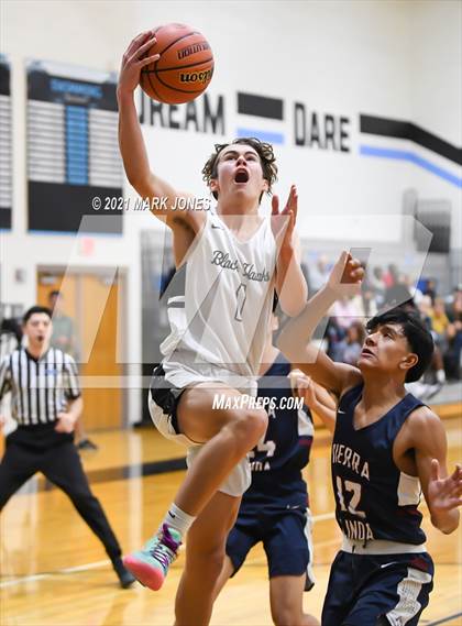 Thumbnail 1 in Williams Field vs. Sierra Linda (Valley Christian Boys Basketball Thanksgiving Tournament) photogallery.