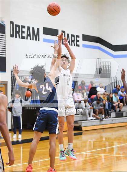 Thumbnail 3 in Williams Field vs. Sierra Linda (Valley Christian Boys Basketball Thanksgiving Tournament) photogallery.