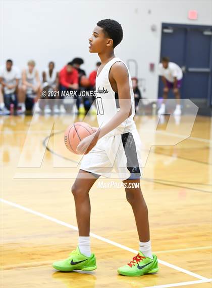 Thumbnail 3 in Williams Field vs. Sierra Linda (Valley Christian Boys Basketball Thanksgiving Tournament) photogallery.