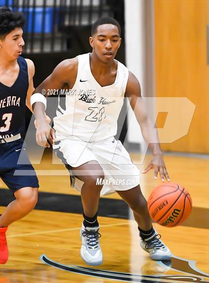 Thumbnail 3 in Williams Field vs. Sierra Linda (Valley Christian Boys Basketball Thanksgiving Tournament) photogallery.