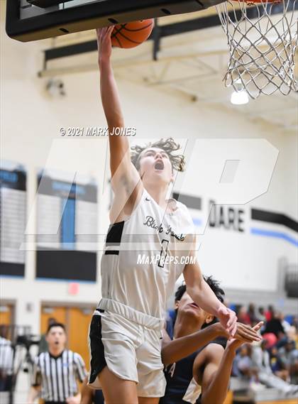 Thumbnail 3 in Williams Field vs. Sierra Linda (Valley Christian Boys Basketball Thanksgiving Tournament) photogallery.