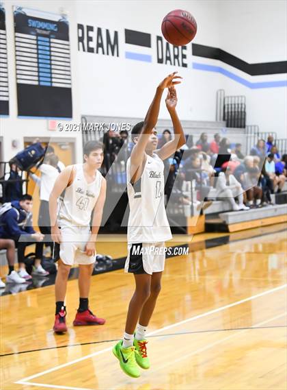 Thumbnail 3 in Williams Field vs. Sierra Linda (Valley Christian Boys Basketball Thanksgiving Tournament) photogallery.