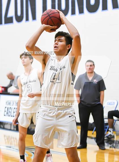 Thumbnail 3 in Williams Field vs. Sierra Linda (Valley Christian Boys Basketball Thanksgiving Tournament) photogallery.