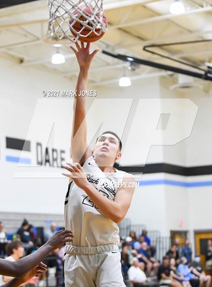 Thumbnail 1 in Williams Field vs. Sierra Linda (Valley Christian Boys Basketball Thanksgiving Tournament) photogallery.