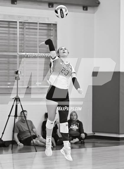 Thumbnail 2 in DuPont Manual vs. Omaha Westside (Nike TOC Southwest) photogallery.