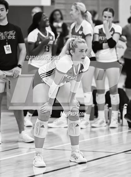 Thumbnail 2 in DuPont Manual vs. Omaha Westside (Nike TOC Southwest) photogallery.