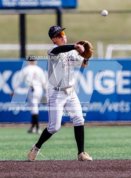 Thumbnail 2 in Golden vs. Pueblo County (CHSAA 4A Round 3) photogallery.